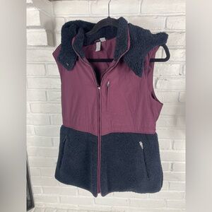 Sweaty Betty Sherpa Fleece Hooded Vest Burgundy Navy Zip Up US 8